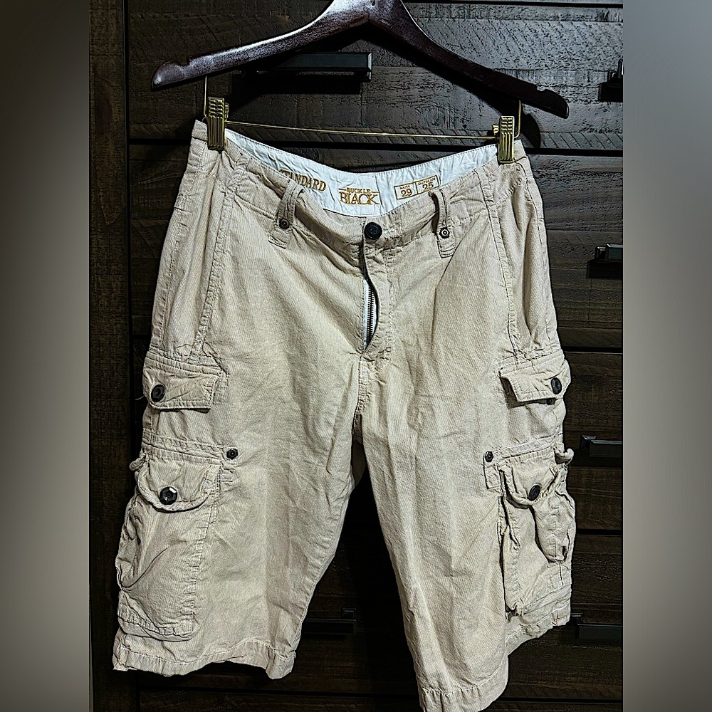 Buckle Black Waist Size 29 Outseam 25 Khaki